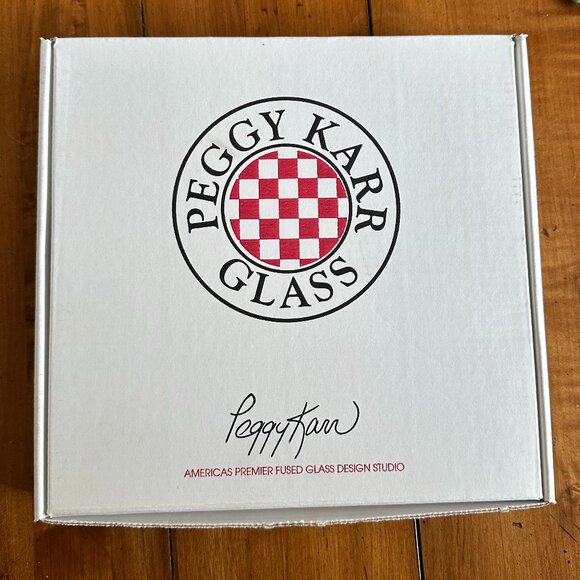 NWT Stunning Designer Signed Peggy Karr Beautiful “Rose” Design Plate - Picture 3 of 3